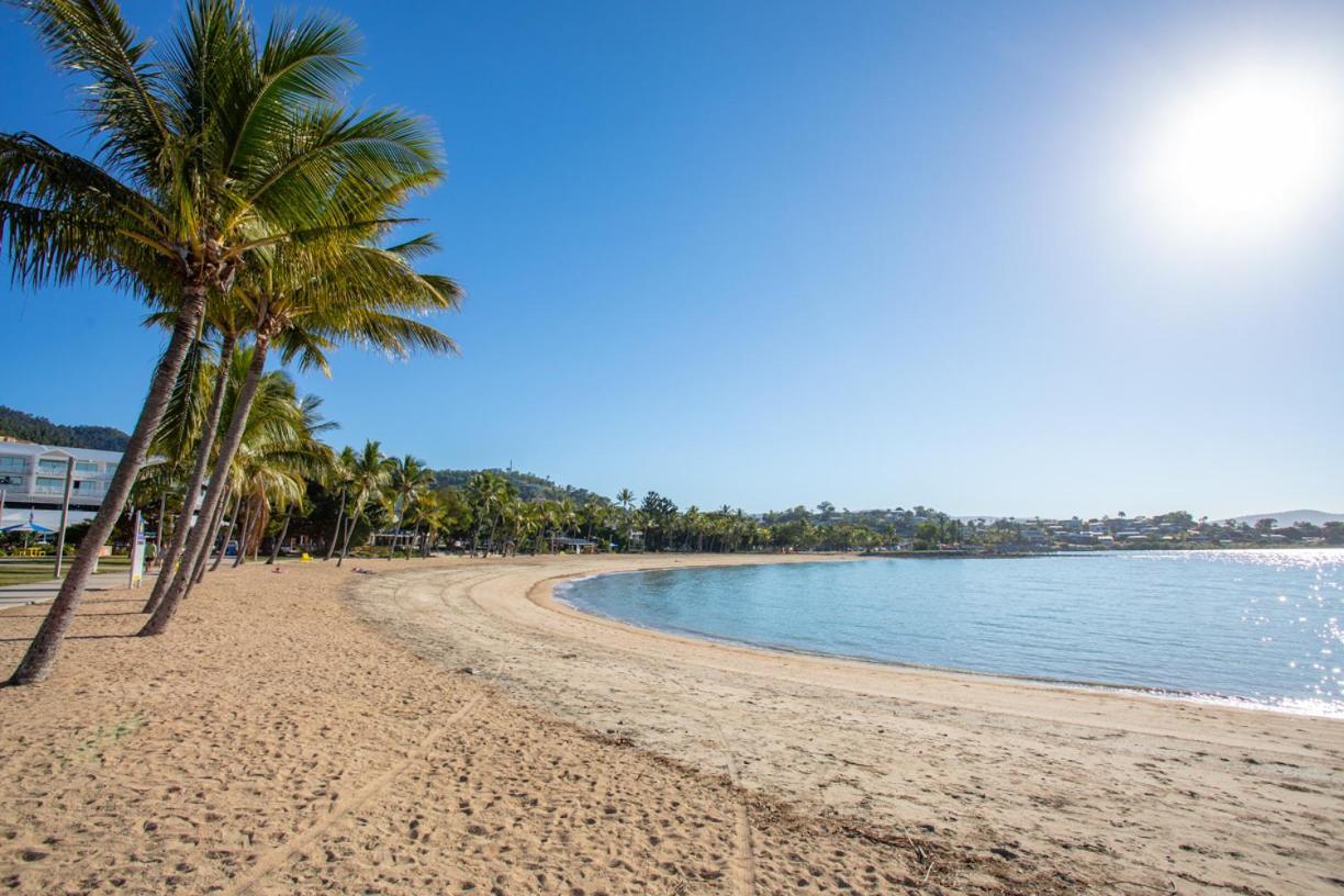 Mandalay Escape, Seclusion & Serenity With A Pool Airlie Beach Exterior foto